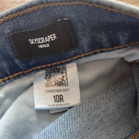 Express Skyscraper Mid Rise Blue Jeans - Picture 1 of 3